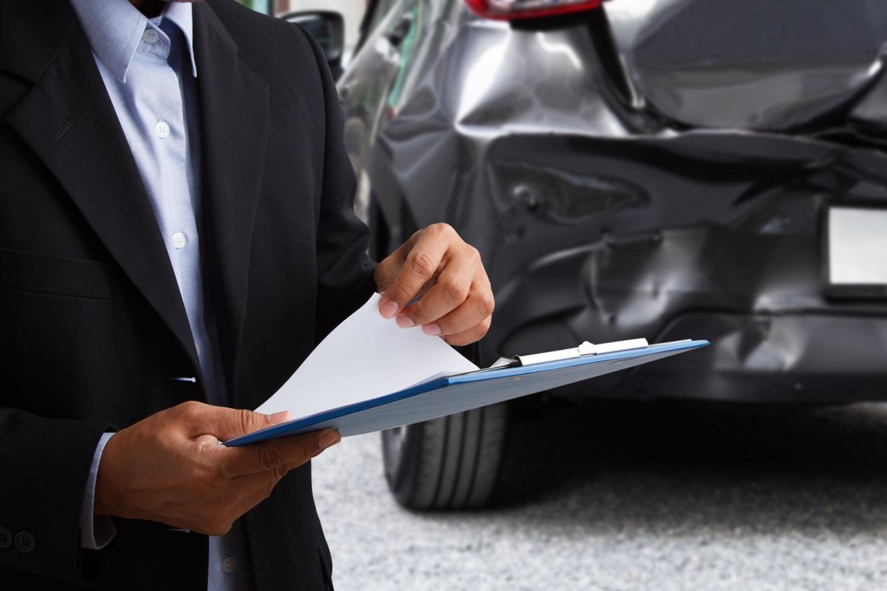 Motor vehicle accident lawyer
